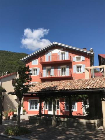 Les Terres Rouges 06 Panzió Guillaumes Kültér fotó